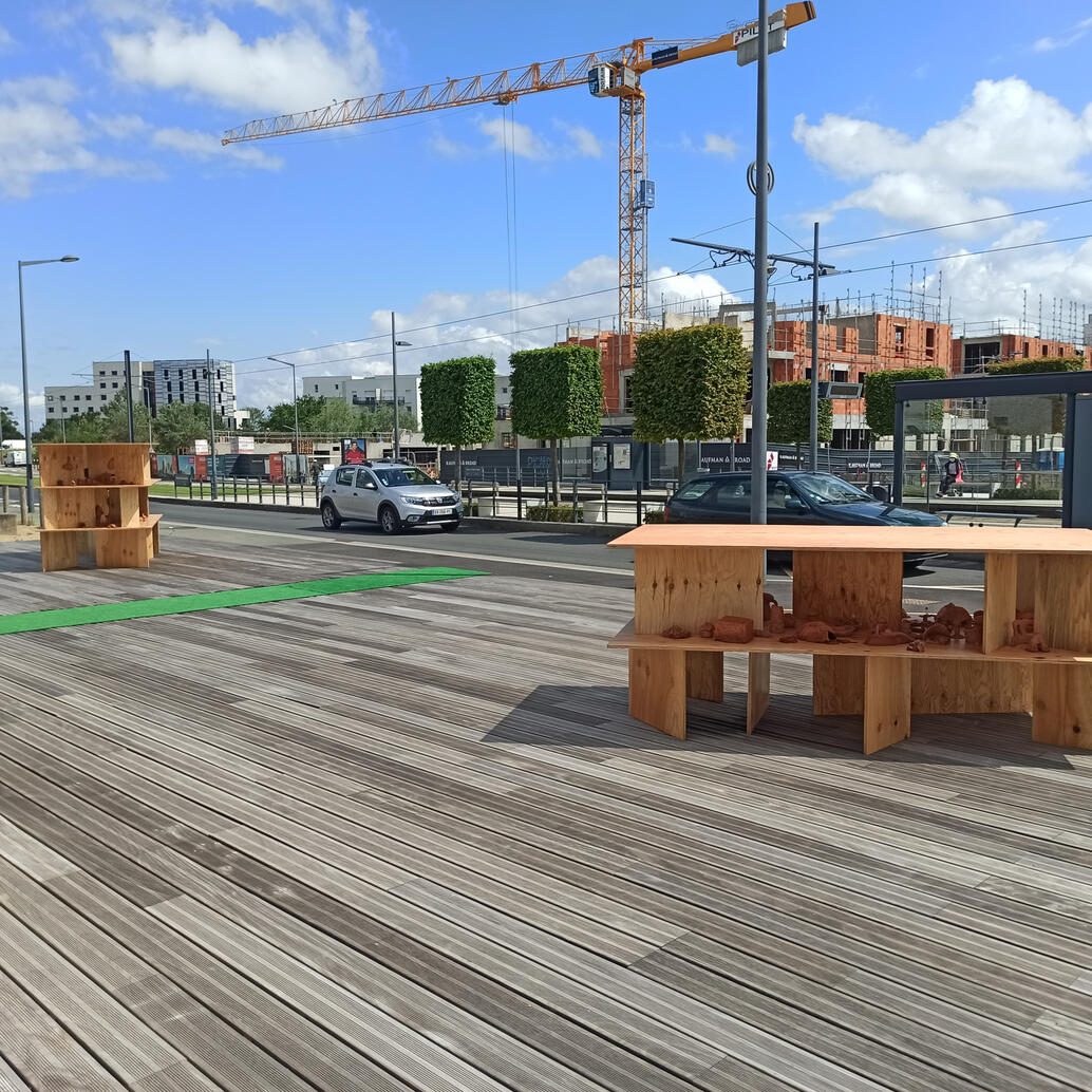 • Paliss’Art — 2021 Quartier Hauts-de-Saint-Aubin, Angers Première expérimentation du dispositif. Partenaire : TALM Angers Commanditaires : Ville d’Angers, la MQHSA